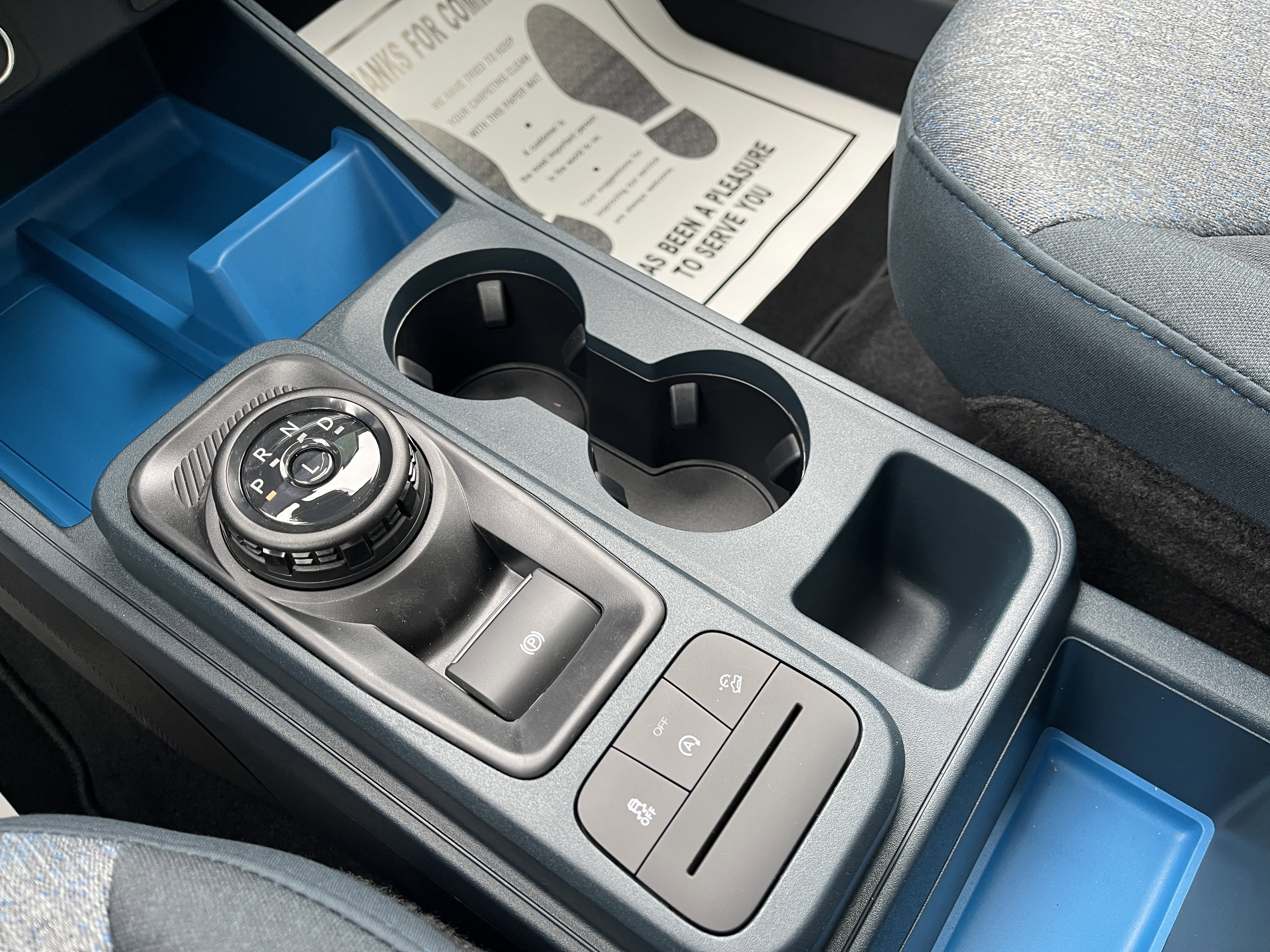 New 2026 Carbonized Gray Metallic Ford XLT image 20