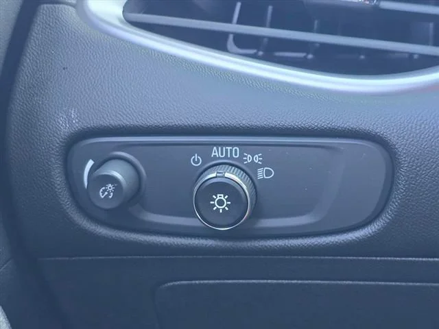 Used 2025 Summit White Chevrolet LS image 26