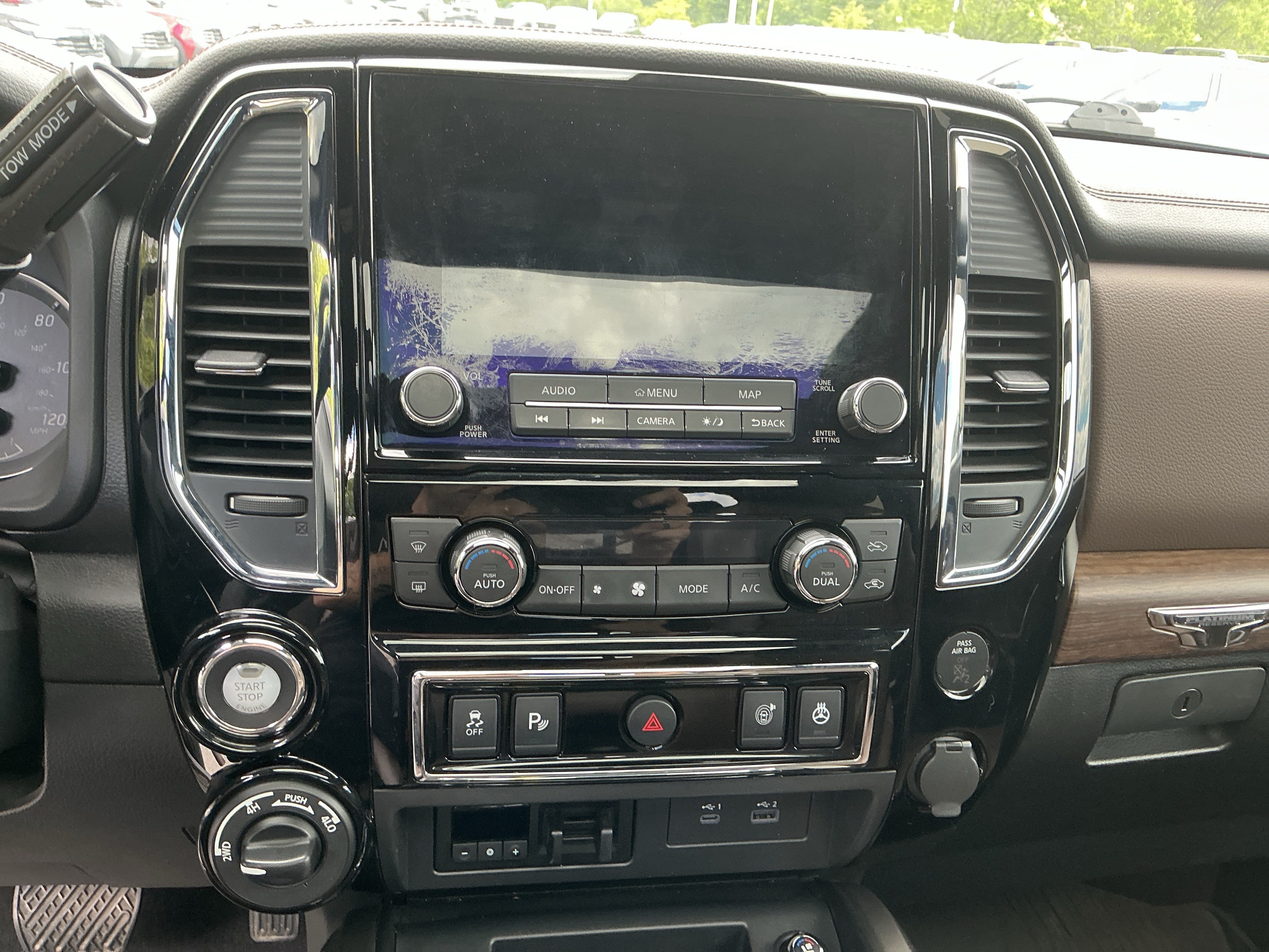 Used 2023 Super Black Nissan Platinum Reserve image 13
