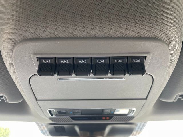 2025 Ford F-350 Super Duty Chassis Cab Lariat - Photo 37