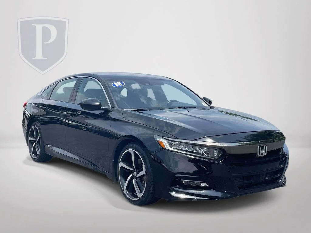 Used 2018  Honda Sport image 2