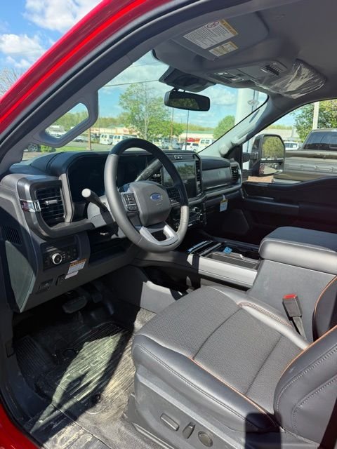 New 2026 Race Red Ford F-450® LARIAT® image 21