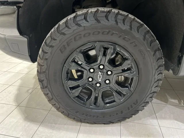 2022 Chevrolet Silverado 1500 ZR2 - Photo 30