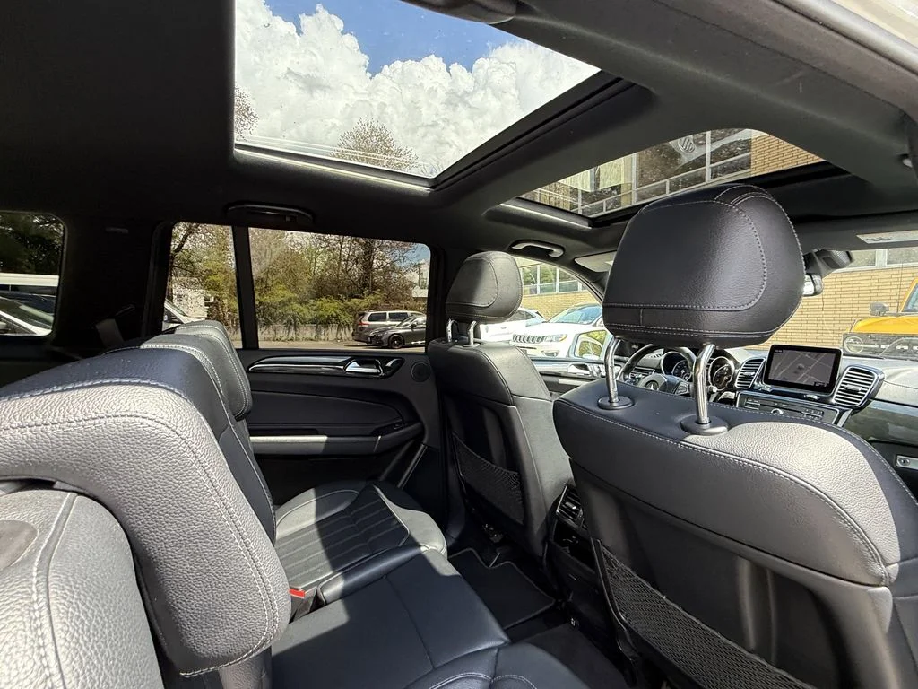 Used 2018 Tenorite Gray Metallic Mercedes-Benz GLS 450 image 30