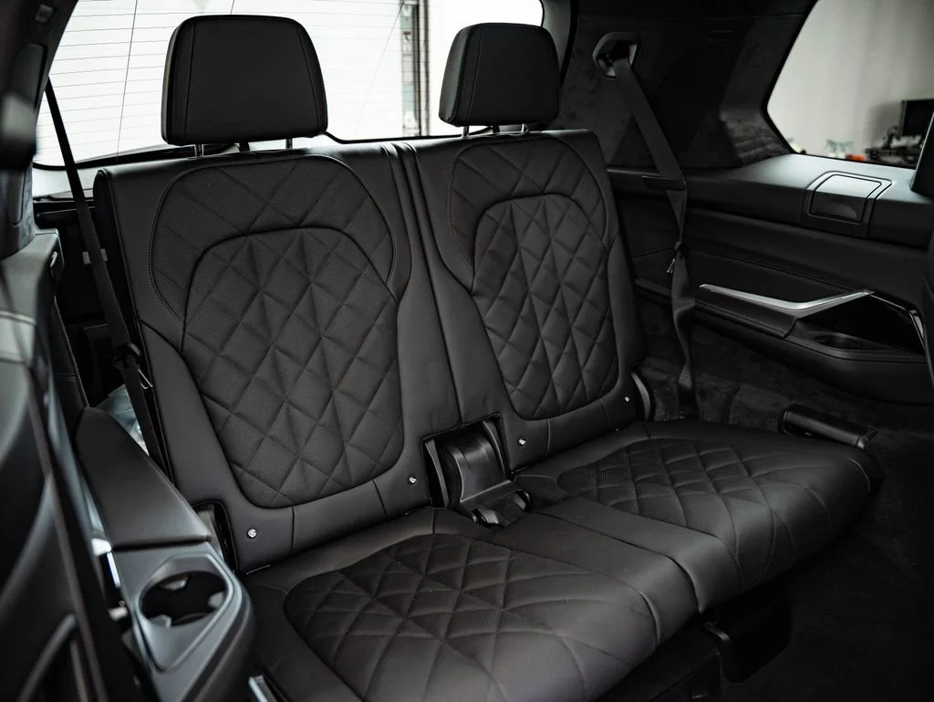 New 2027 Black Sapphire Metallic BMW xDrive40i image 47