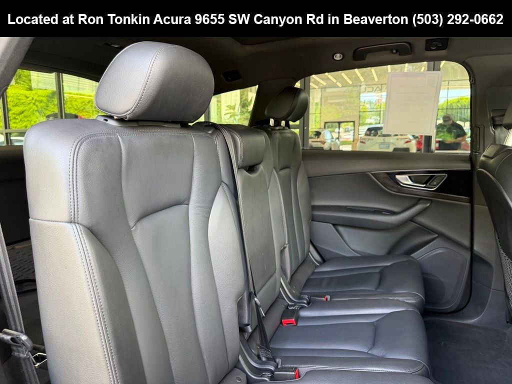 Used 2019 Night Black Audi 55 Premium image 33