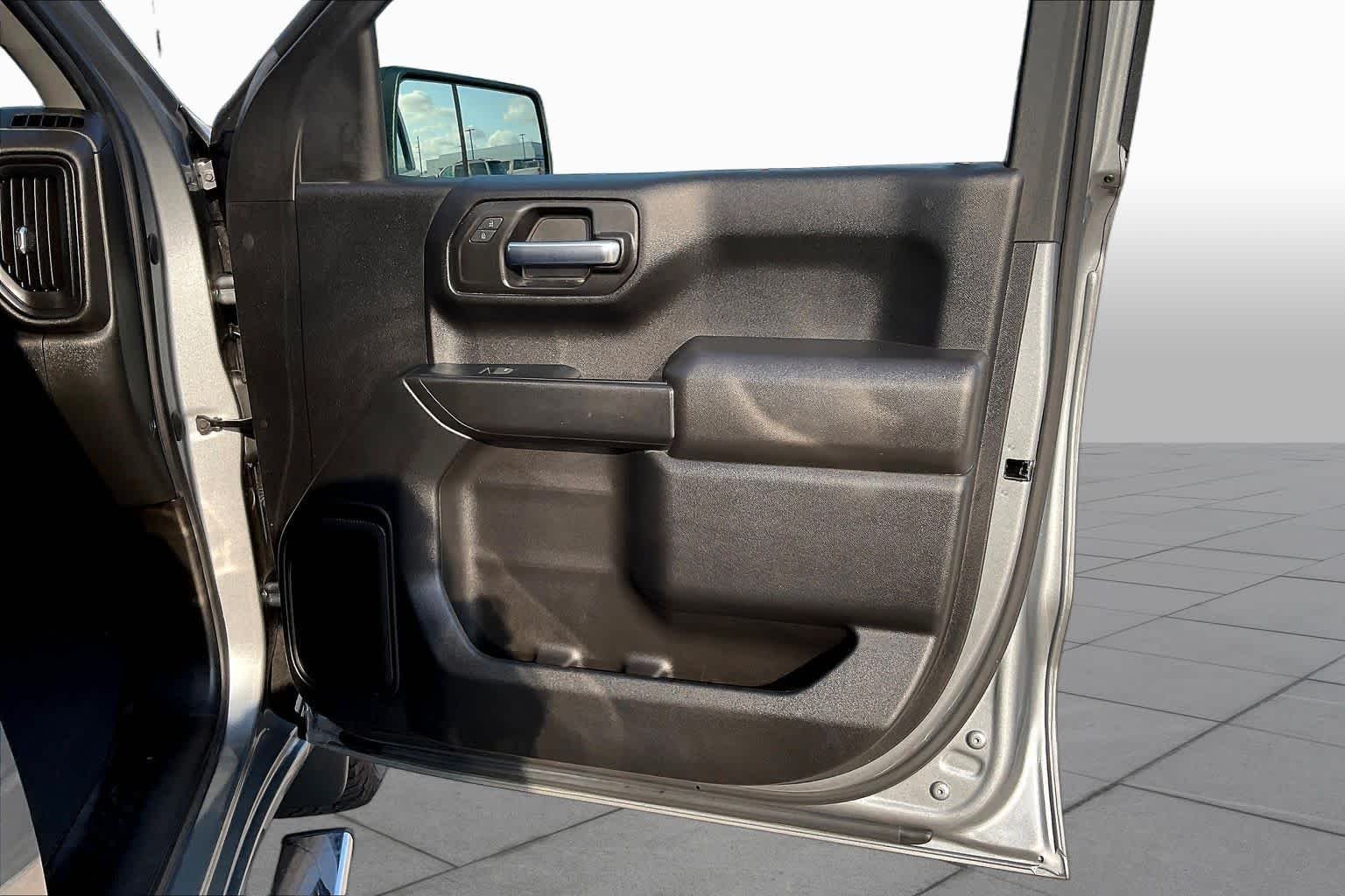 Used 2023 Sterling Gray Metallic Chevrolet Custom image 22