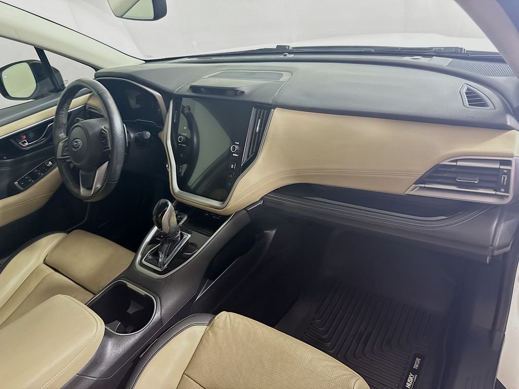 Used 2020 Crystal White Pearl Subaru Limited image 32