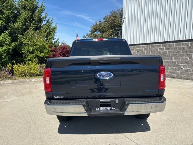 Used 2023 Blue Ford XLT image 7