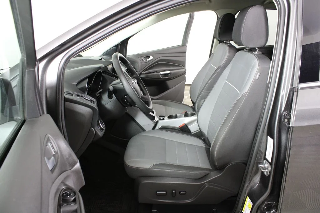 Used 2015 Gray Ford SE image 21