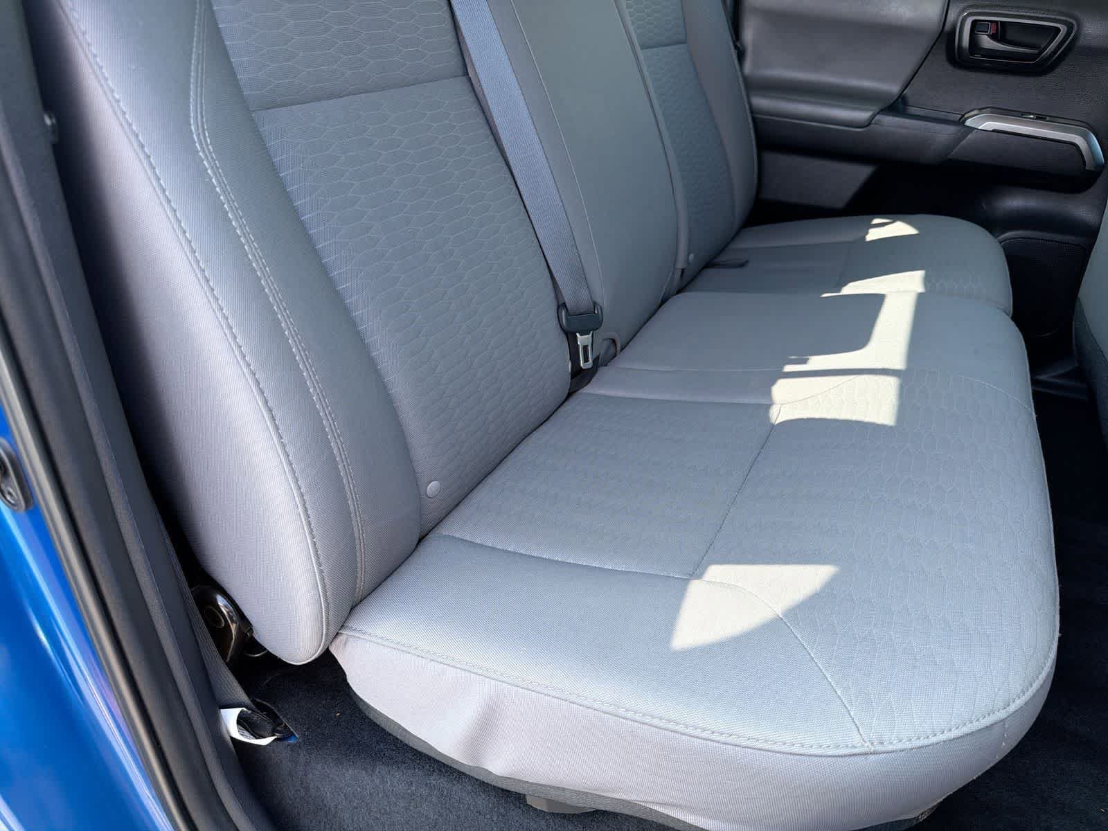 Used 2018 Blazing Blue Pearl Toyota SR5 image 21