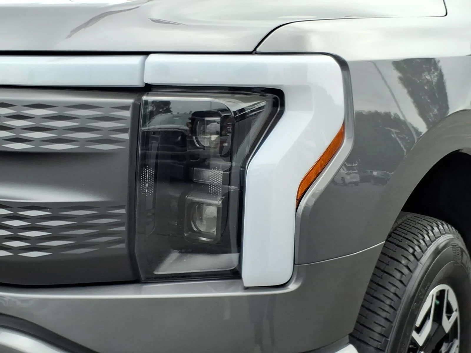 Used 2023 Carbonized Gray Metallic Ford XLT image 16