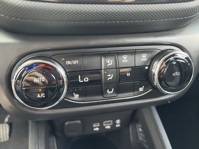 Used 2023 Blue Chevrolet LT image 28