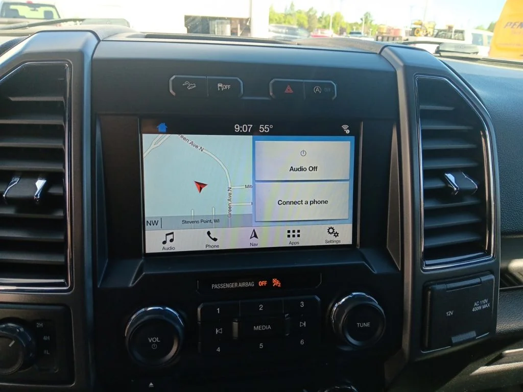 Used 2018 Magma Red Metallic Ford XLT image 20