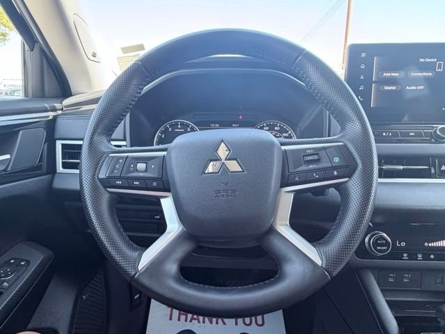 2025 Mitsubishi Outlander SE - Photo 9