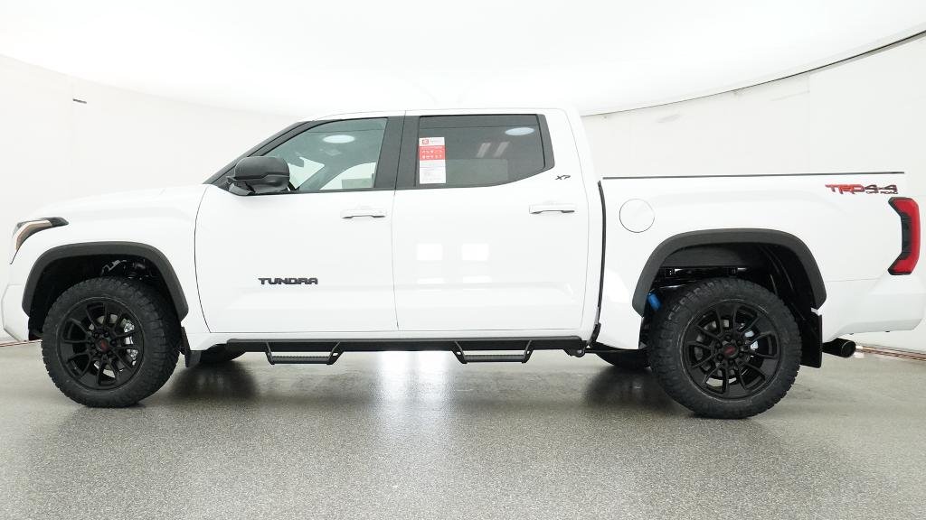 New 2026 Ice Cap Toyota SR5 image 2