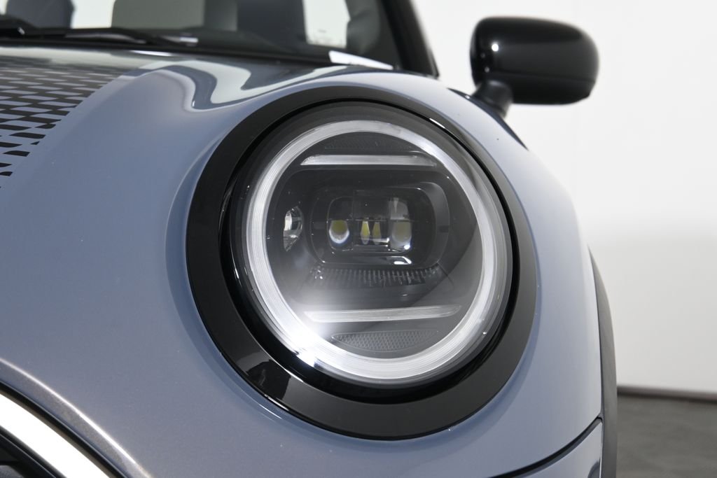 2026 MINI Convertible S - Photo 17