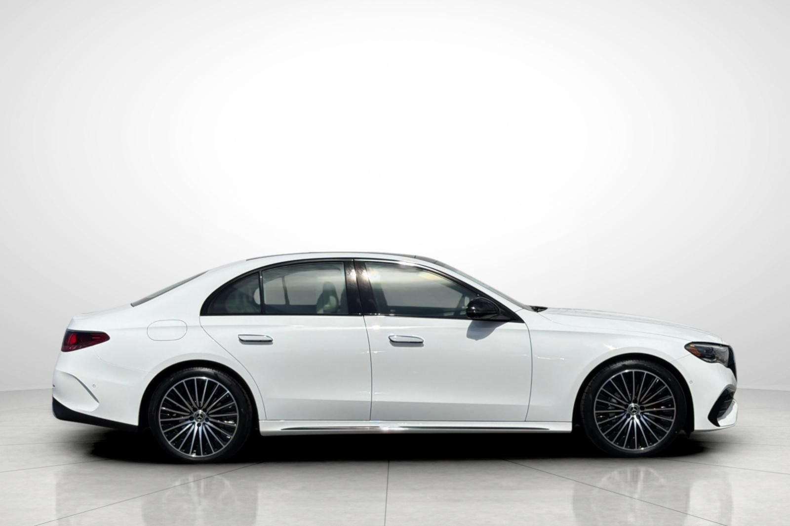 New 2026 Polar White Mercedes-Benz E 350 image 35