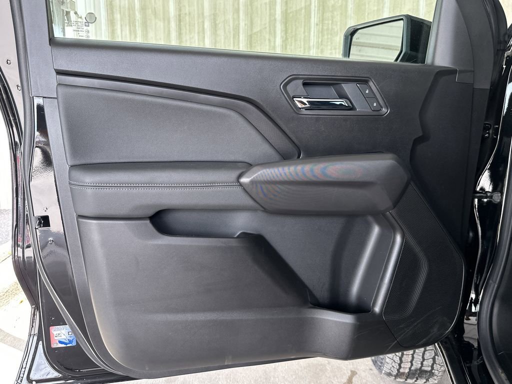 New 2026 Onyx Black GMC Elevation image 10
