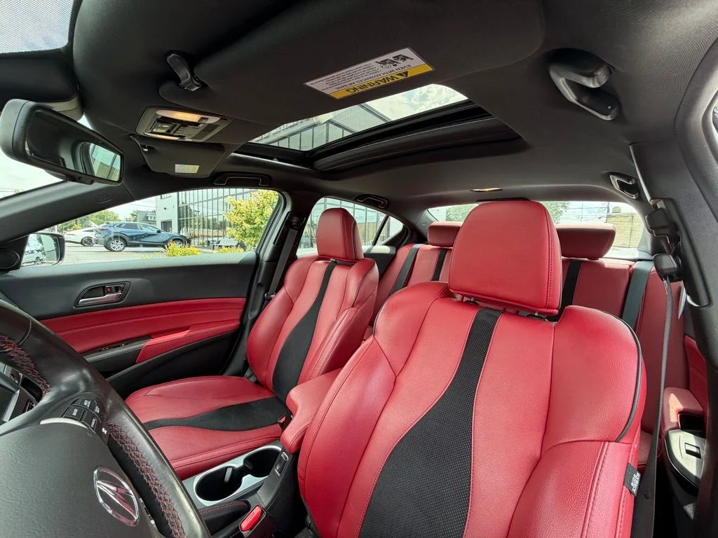 Used 2021 White Acura Premium and A-SPEC Packages image 38