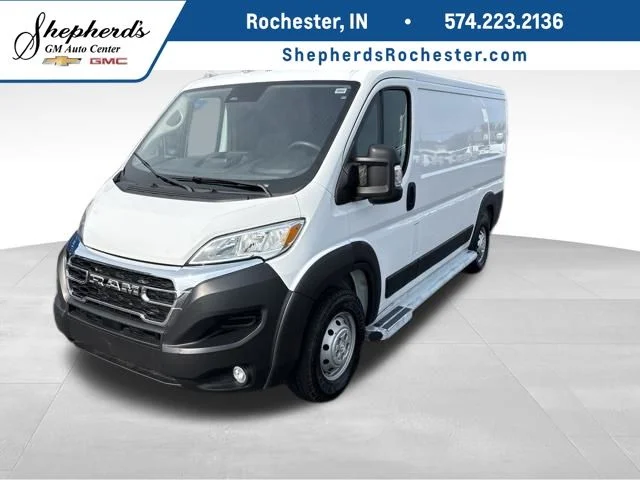 Used 2023 White Ram Base image 1