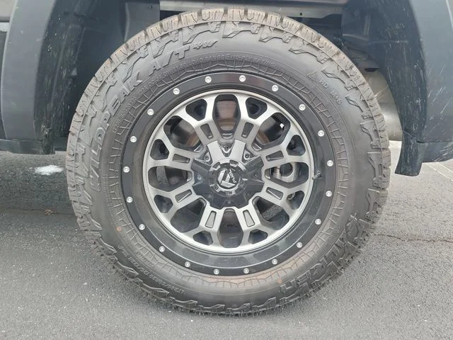 Used 2020 Granite Crystal Metallic Clearcoat Ram Rebel image 7