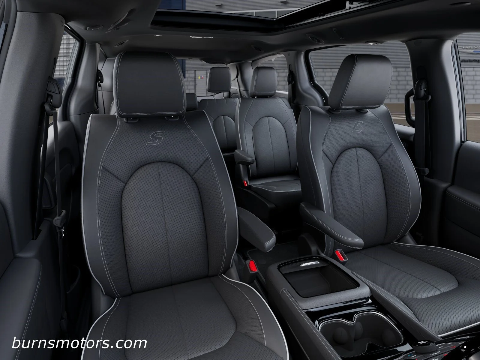 New 2027 Diamond Black Crystal Pearl-Coat Exterior Paint Chrysler Limited image 16