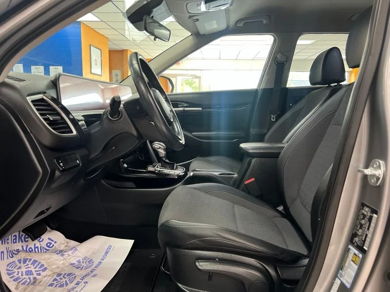 Used 2024 Gray Kia X-Line image 17