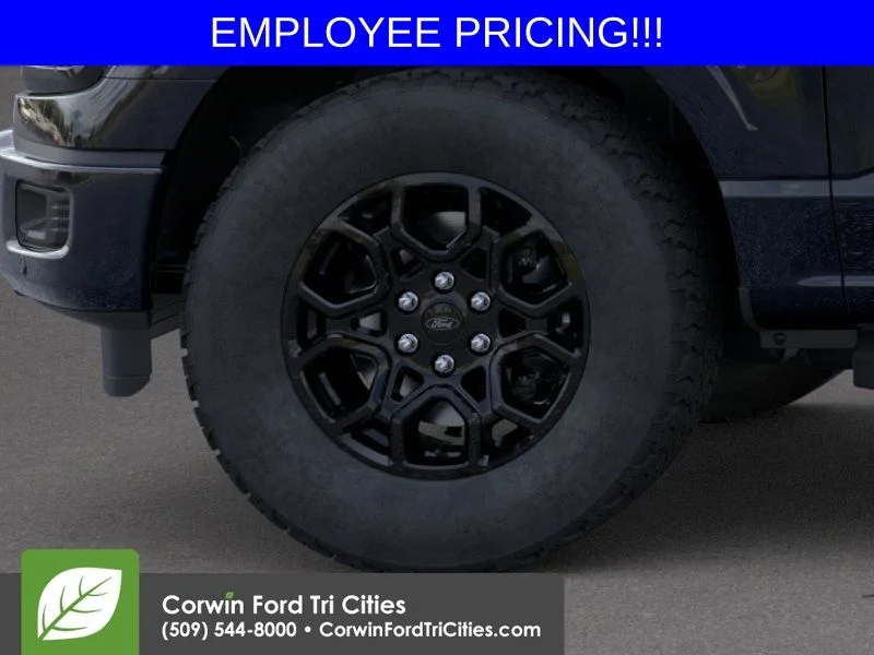 New 2026 Agate Black Metallic Ford XLT image 19
