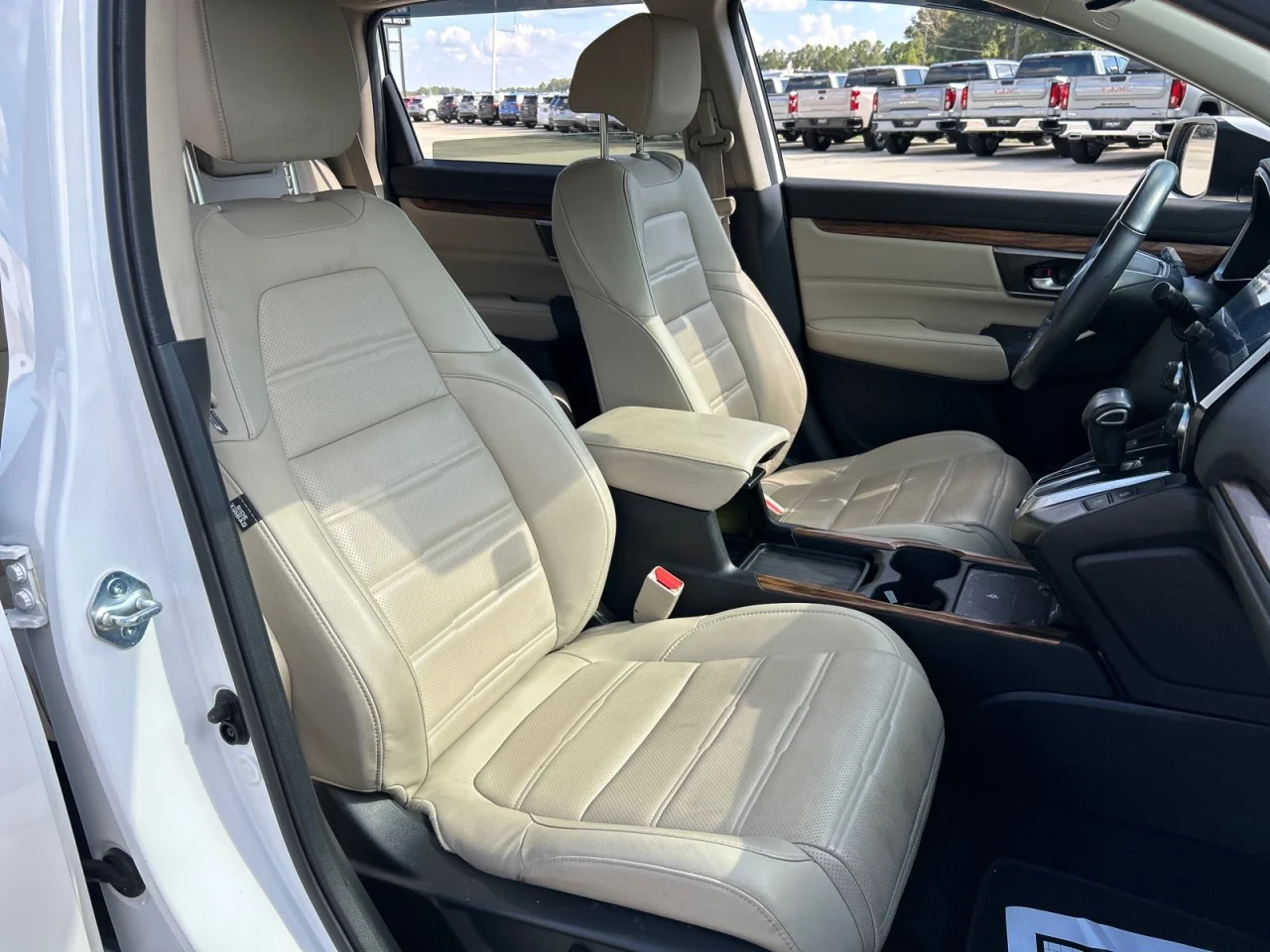 Used 2021 White Honda Touring image 20