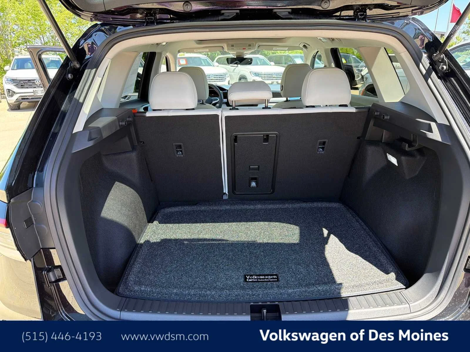 New 2026 Deep Black Pearl Volkswagen SE image 19