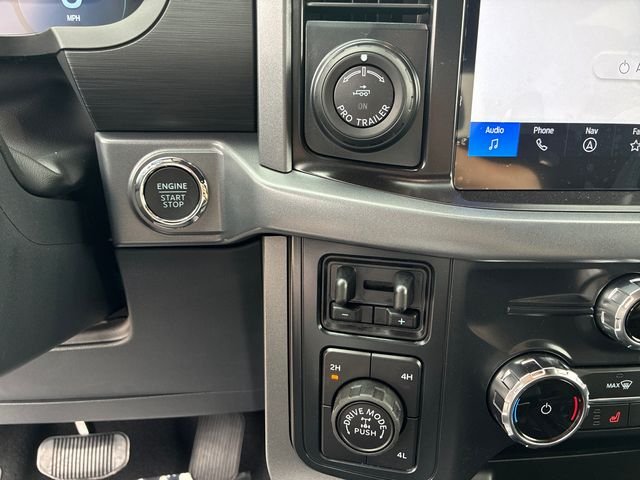 New 2026 Agate Black Metallic Ford XLT image 27