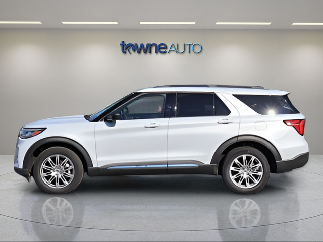 Used 2025 White Metallic Ford Active image 3