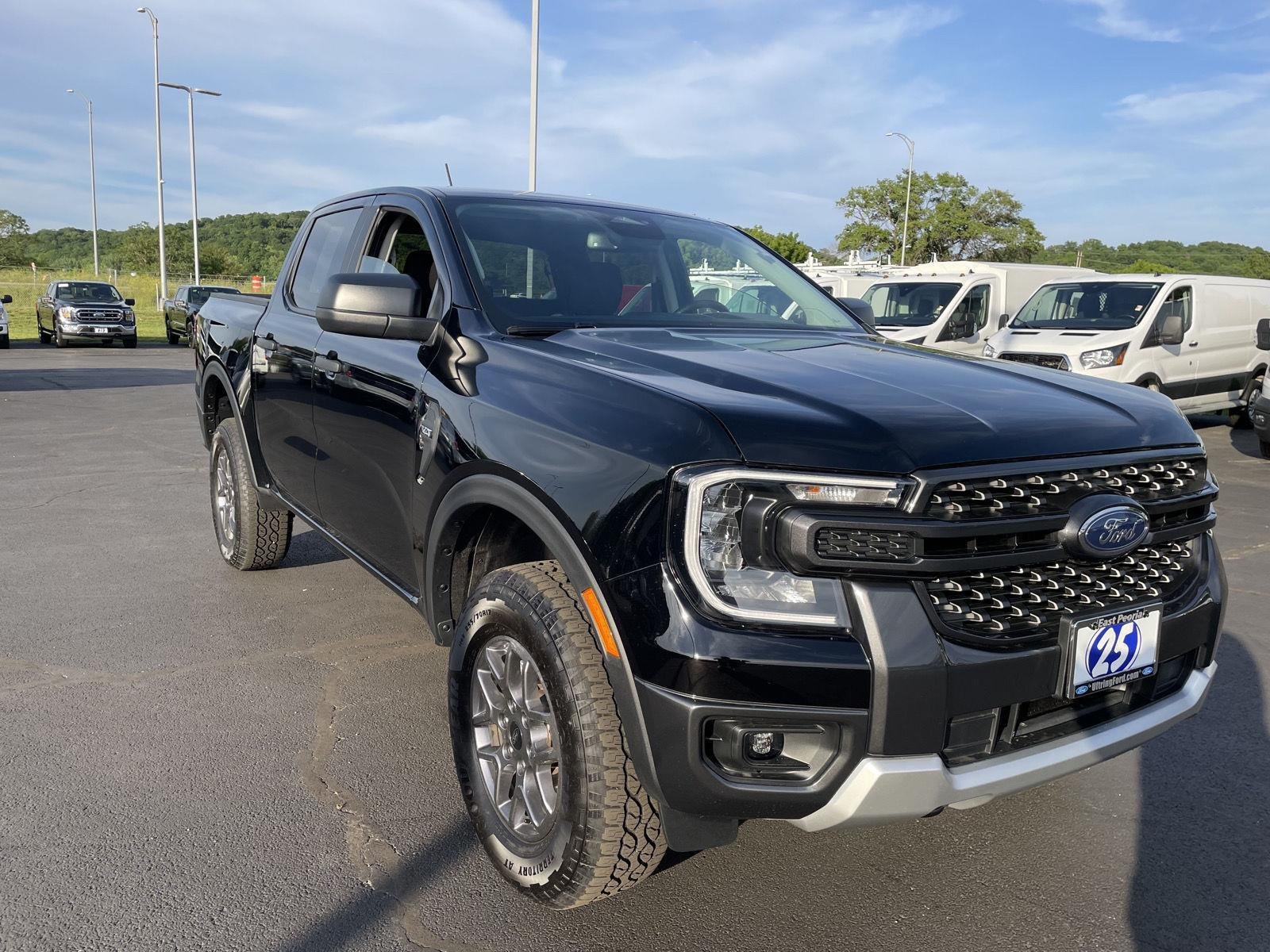 Used 2025 Shadow Black Ford XLT image 9