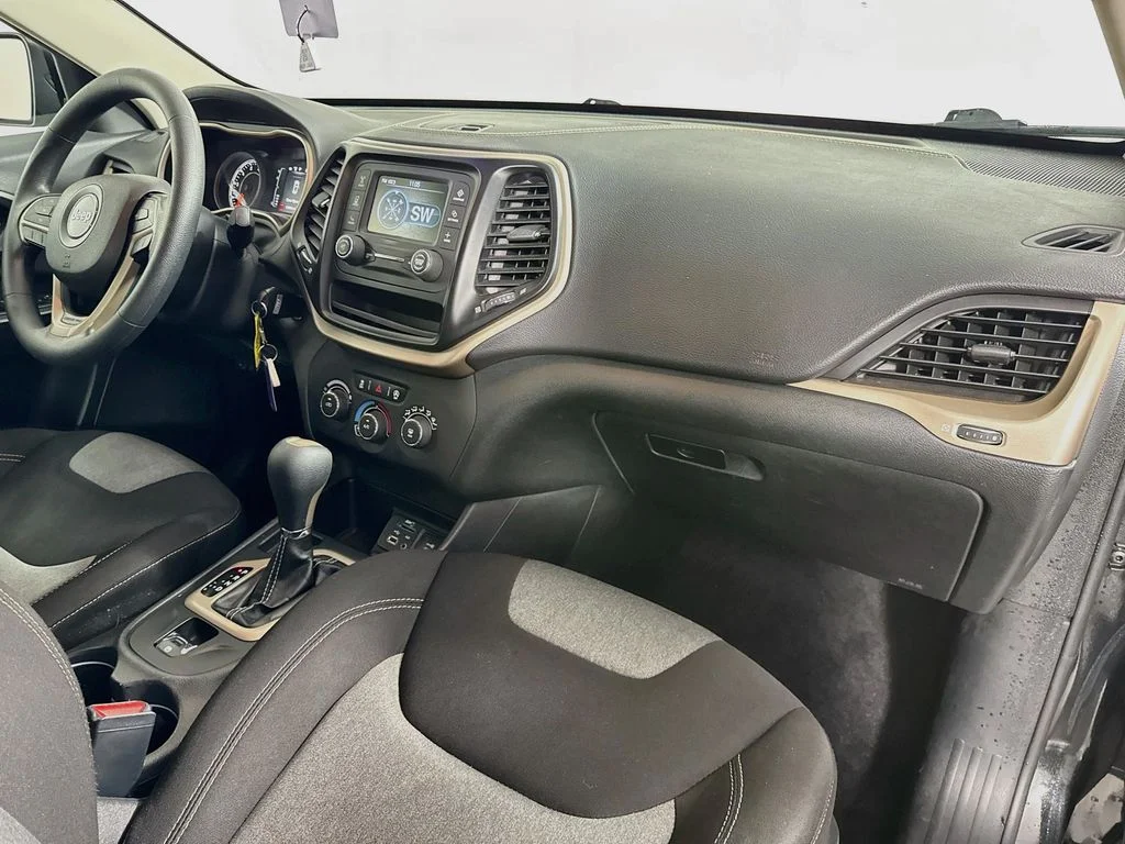 Used 2016 Black Jeep Sport image 34
