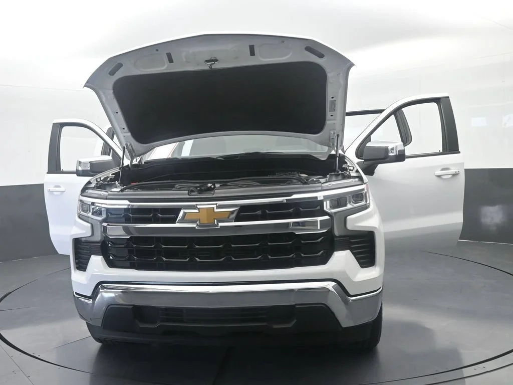 Used 2023 Summit White Chevrolet LT image 72