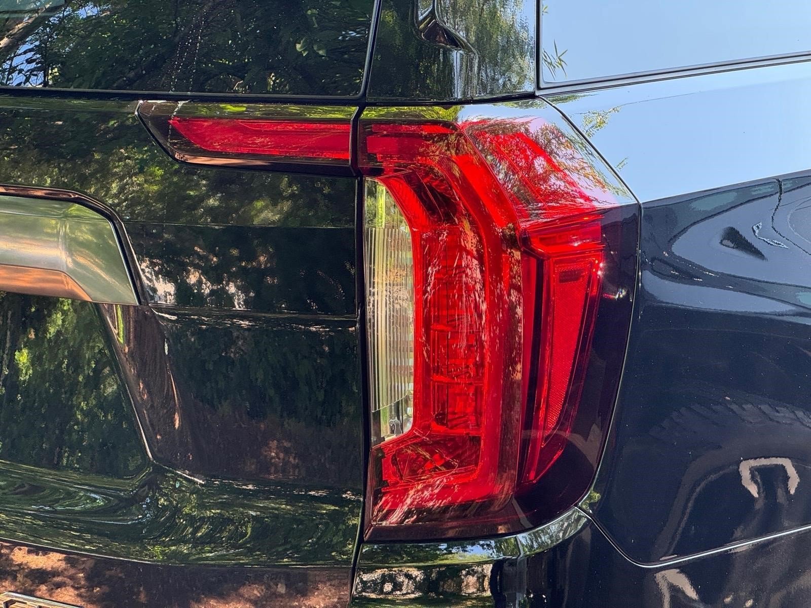 Used 2024 Onyx Black GMC AT4 image 14