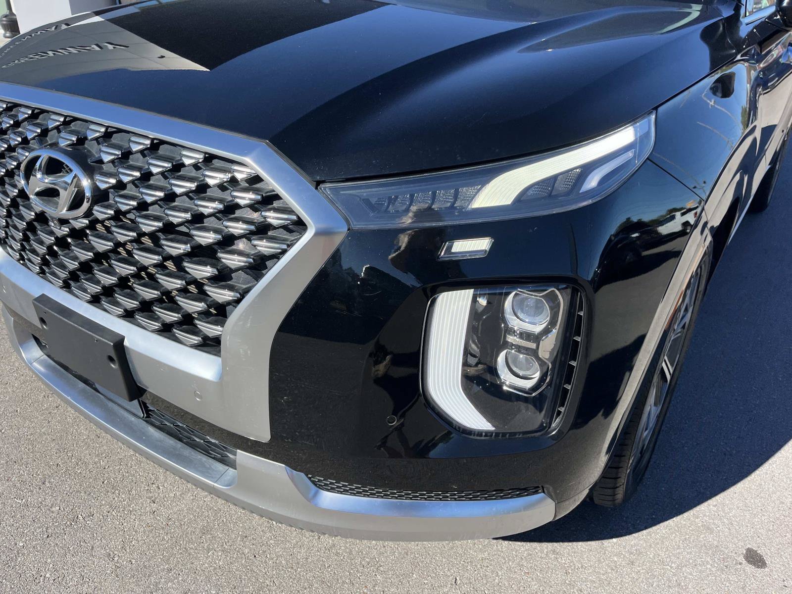 Used 2021 Becketts Black Hyundai Calligraphy image 9