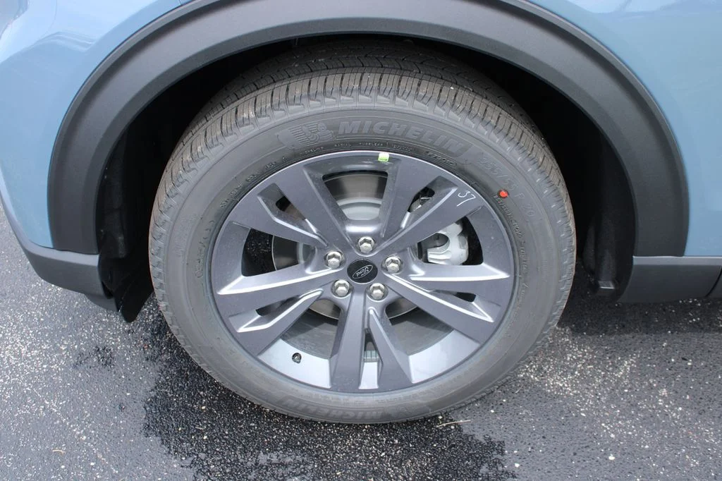 New 2026 Vapor Blue Metallic Ford Active image 5