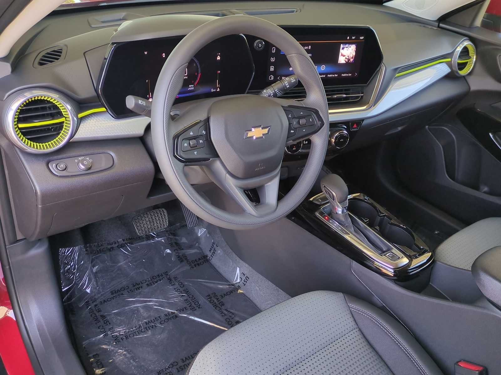 2026 Chevrolet Trax LT - Photo 12