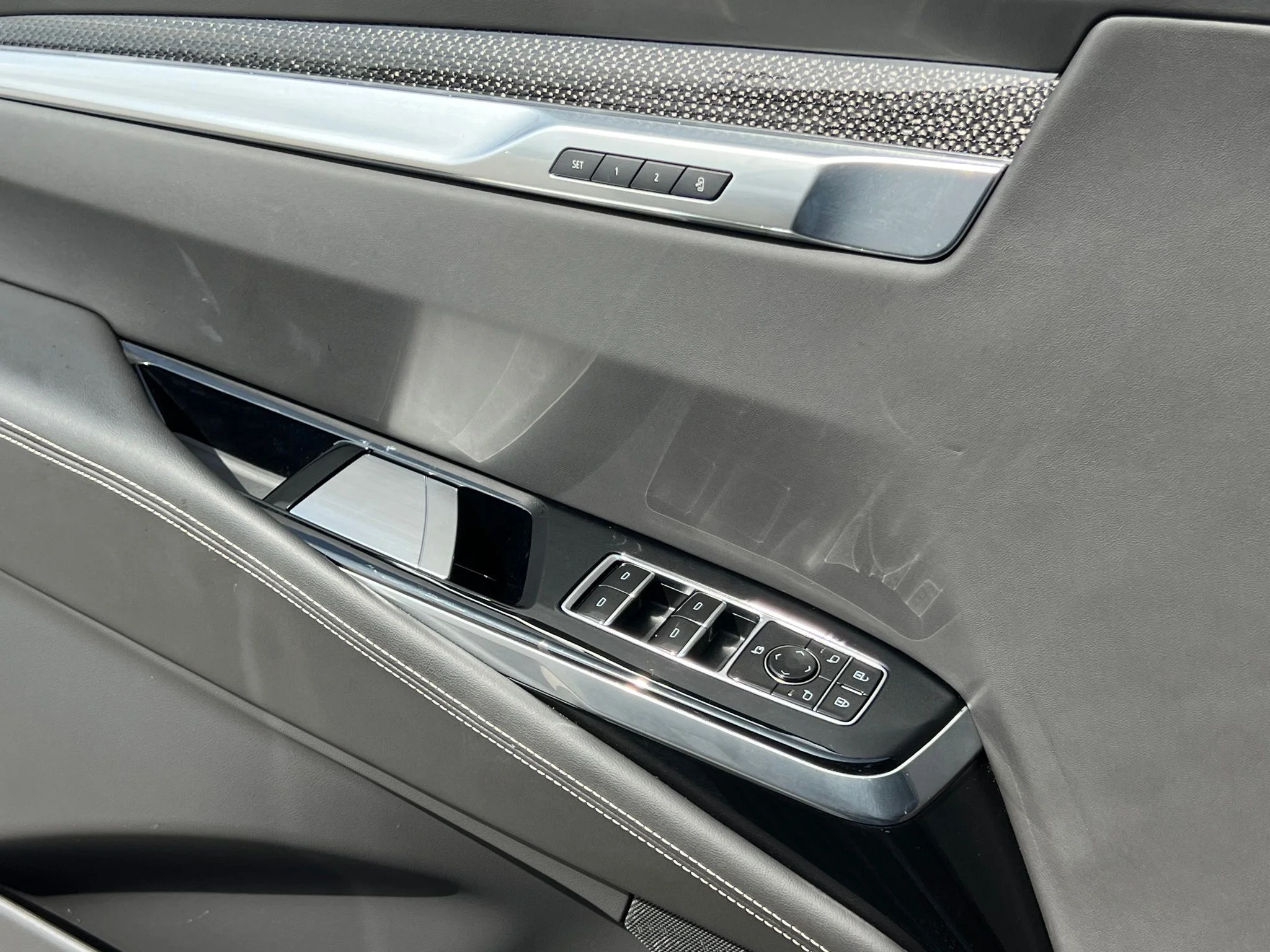 Used 2025 Black Cadillac V-Series image 37