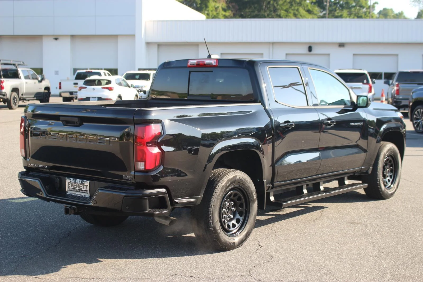 Used 2024 Black Chevrolet Z71 image 7
