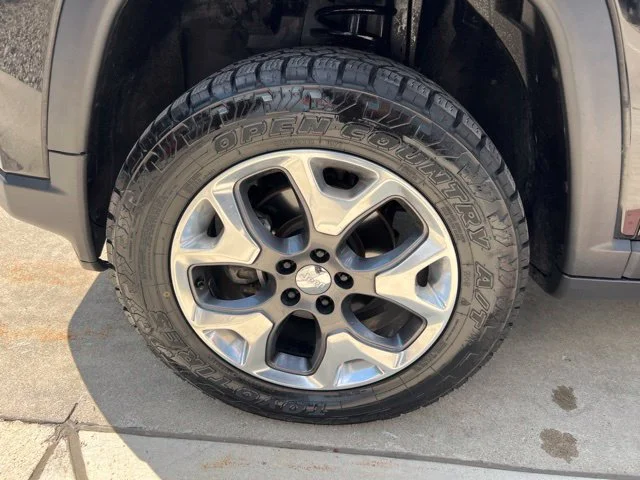 Used 2019 Black Jeep Limited image 9
