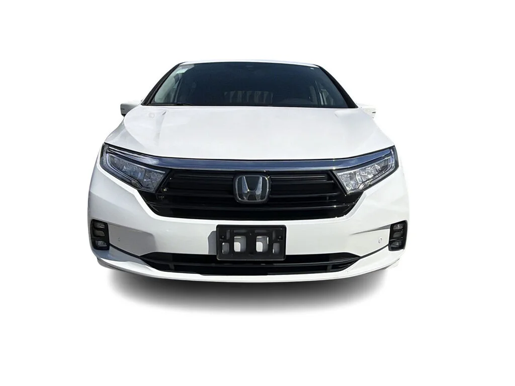 Used 2023  Honda Touring Certified Pre-Owned   Clean Title   One Ow image 4