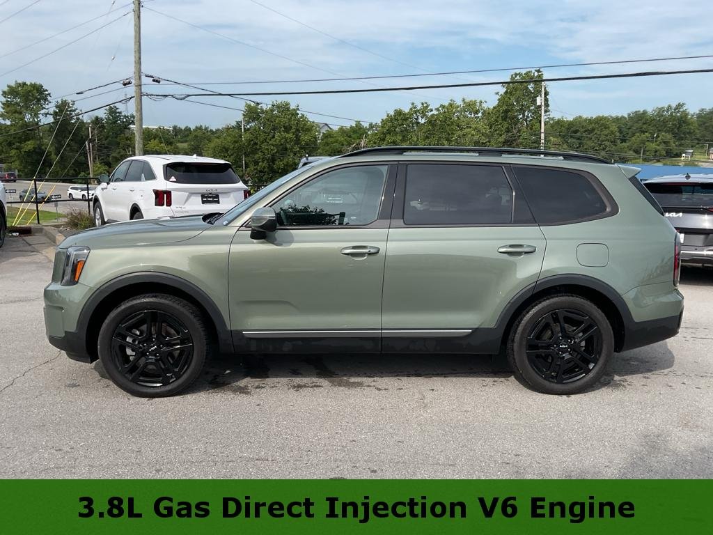Used 2023 Jungle Green Kia EX X-Line image 7