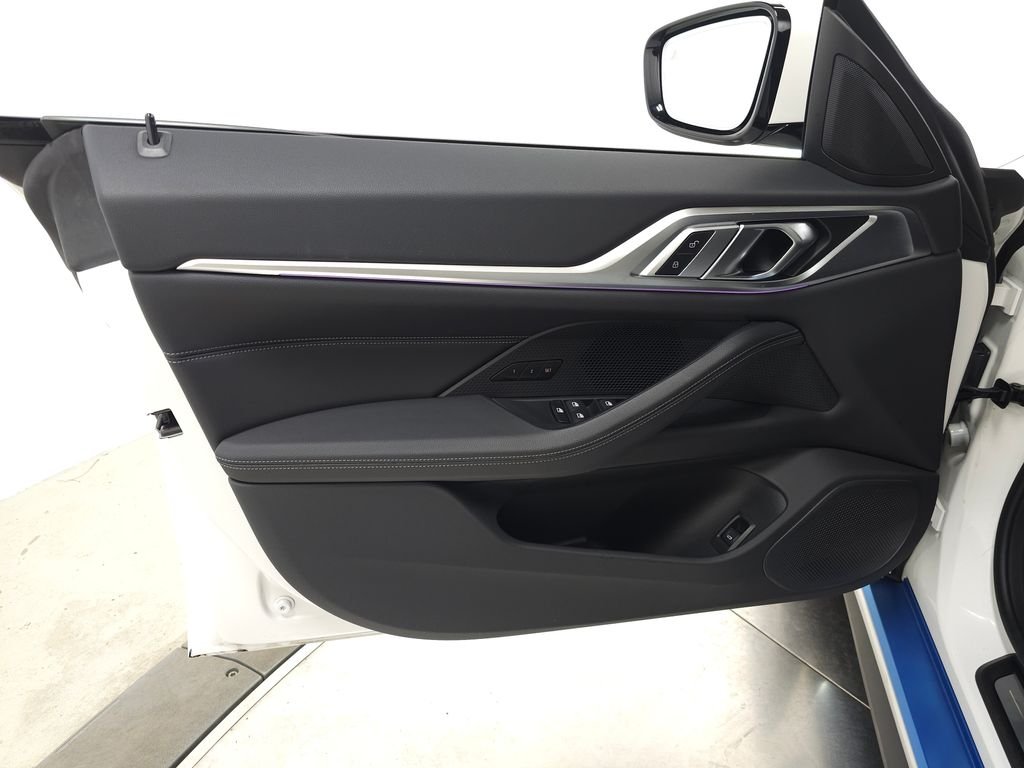 Used 2023 Alpine White BMW eDrive40 image 16