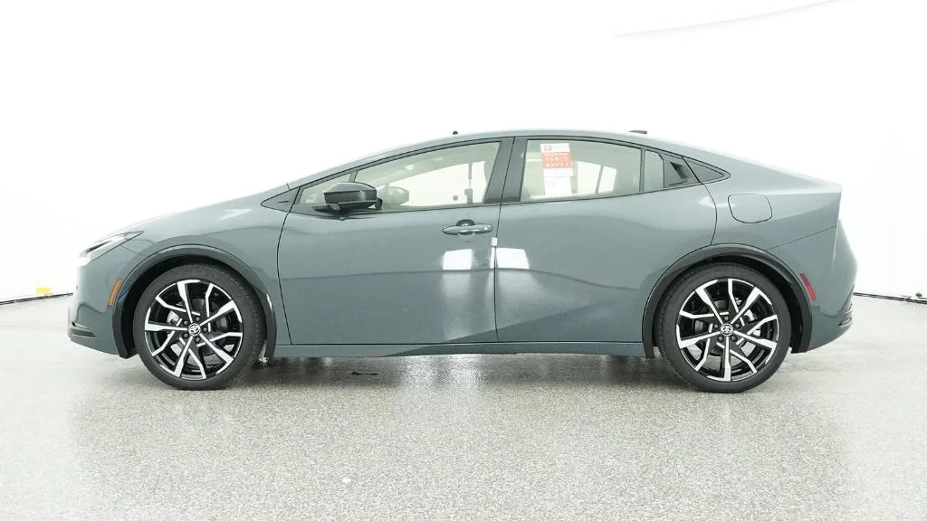 New 2026 Guardian Gray Toyota XSE image 30