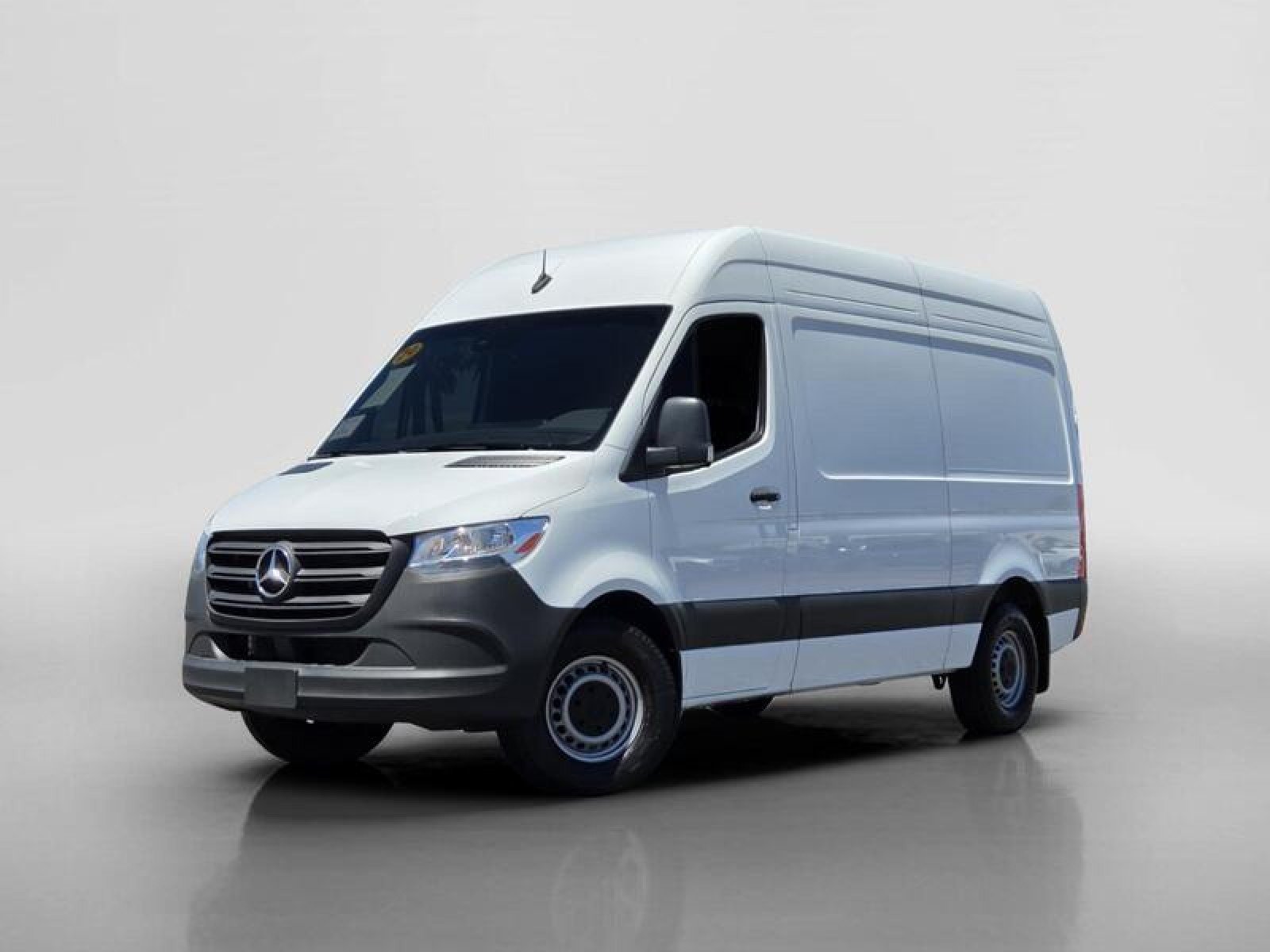 2024 Mercedes-Benz Sprinter 2500 144 WB HO's photo