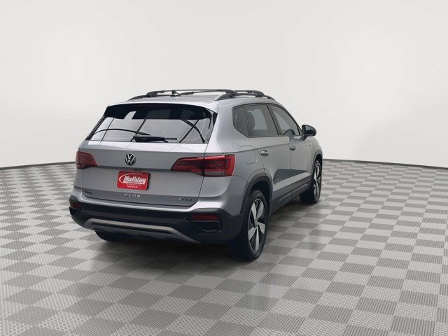 Used 2023 Pyrite Silver Metallic Volkswagen S image 32
