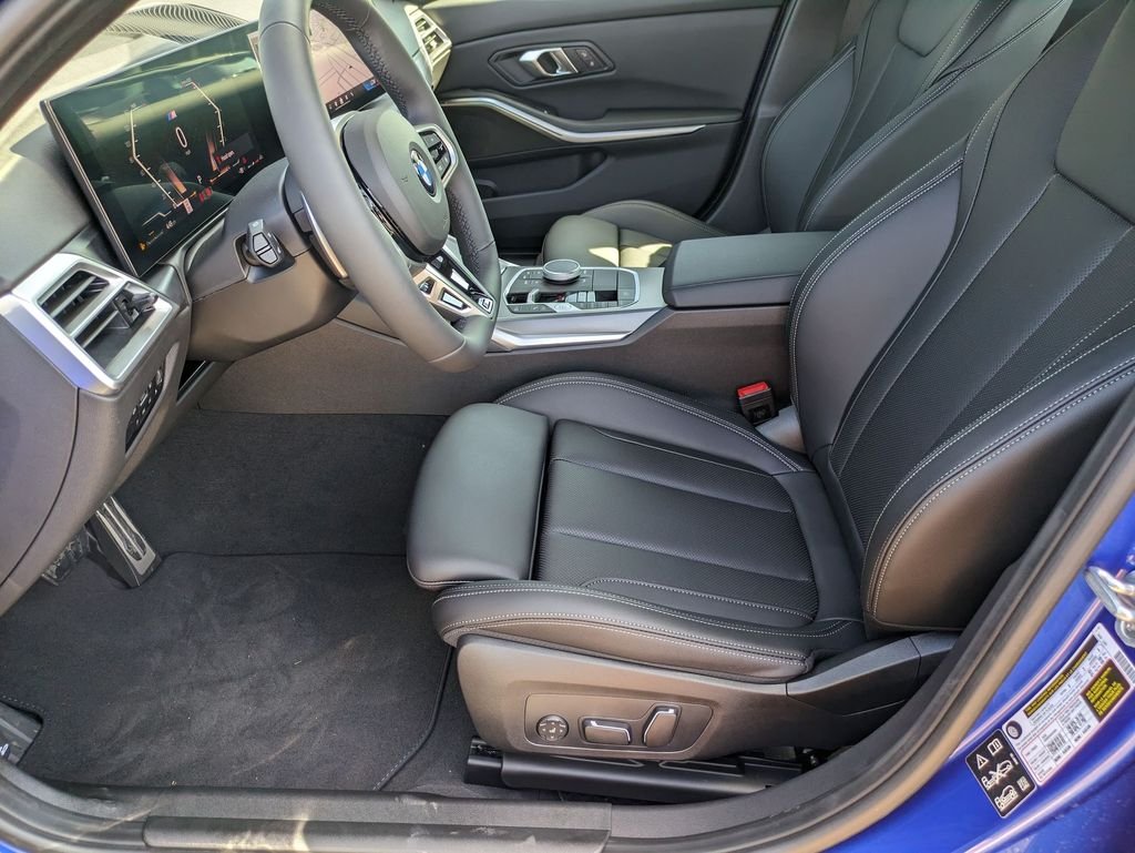 2025 BMW 3 Series 330i - Photo 12
